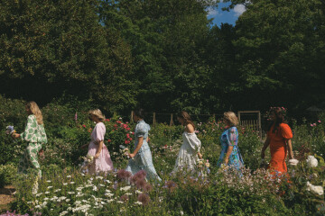 A Charming Garden Wedding in the English Countryside