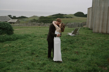 An Elegant Wildflower Wedding with Majestic Ocean Views