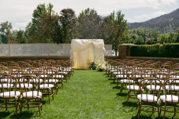 A Chic Buttercream Garden Wedding in Boulder, Colorado