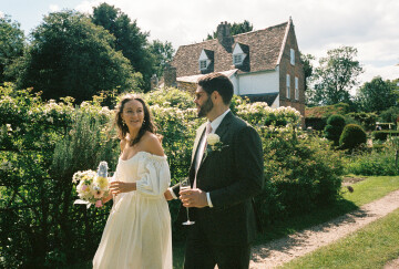 A Charming Garden Wedding in the English Countryside