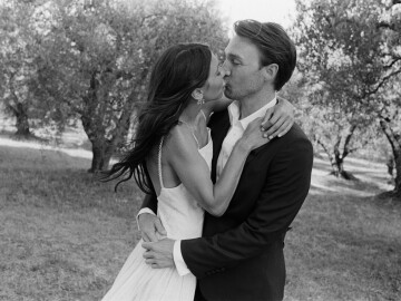 A Joyful Celebration in the Golden Rolling Hills of Tuscany