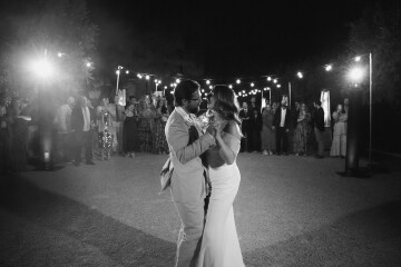 A Vibrant Retro Wedding in a Charming Portugese Castle