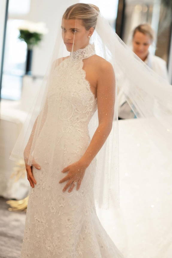 All the Details of Sofia Richie Dream Wedding | Hotel Du Cap, Dress, Wedding Ring