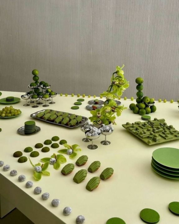 Trend: Curved Tablescapes