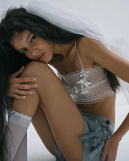 11 Best Brands for Wedding Accessories
