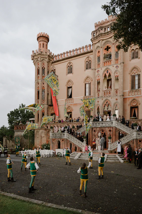 A Surreal Artist’s Italian Wedding with 2,000 Red Roses, a Two-Metre Bleeding Cake & Viktor & Rolf Couture
