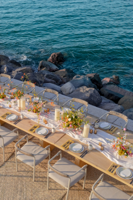 Stylish Beach Wedding Editorial