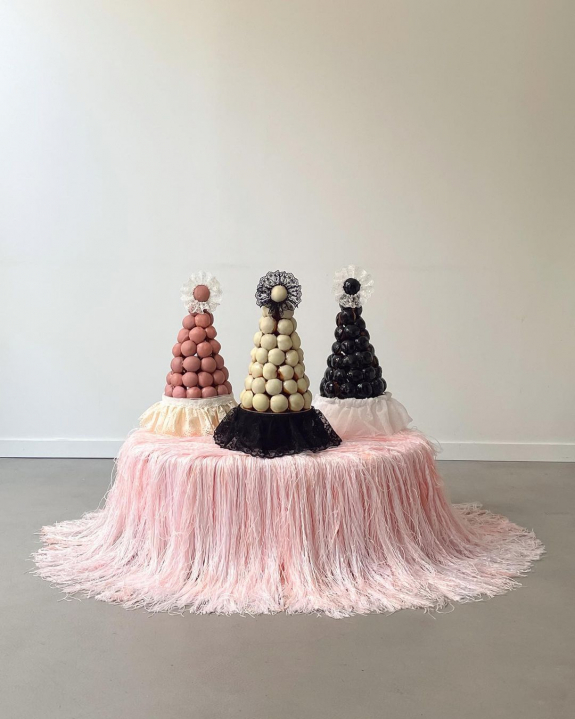 13 Fashion Influencers for Chic Bridal Style