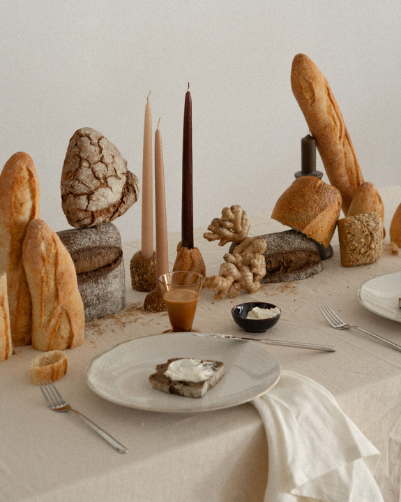 Stylish Tablescapes: Bread Candles, Flowers & Croissants