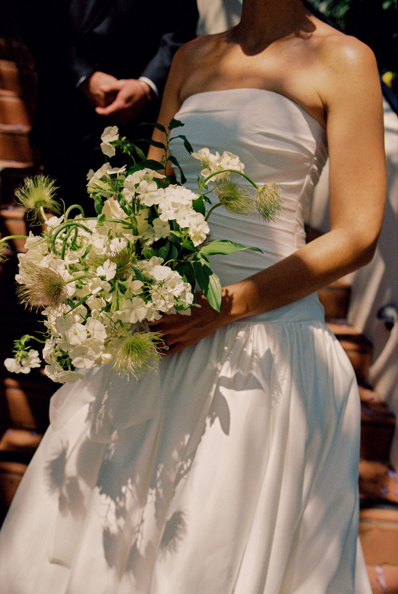 A Sculptural Golden Hour Wedding Along the Cliffs of Cabo