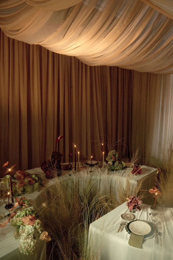 Vintage Dreams, Modern Love