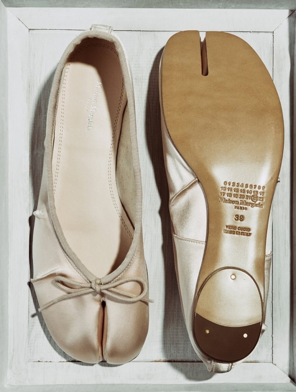 20 of the Season’s Chicest It-Girl Bridal Accessories