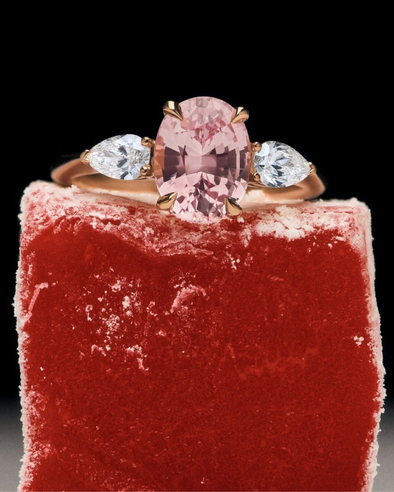 Color Your Love: The Ultimate Guide to Engagement Ring Gemstones