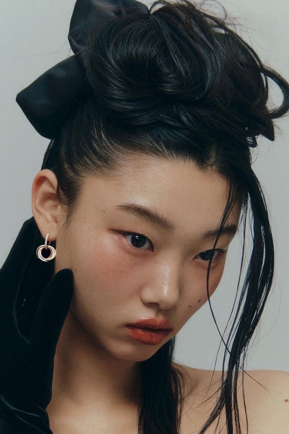 20 Ethereal & Romantic Bridal Hairstyles