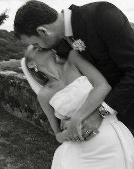 The Luxury of Simplicity: How to Achieve Timeless Wedding Photography