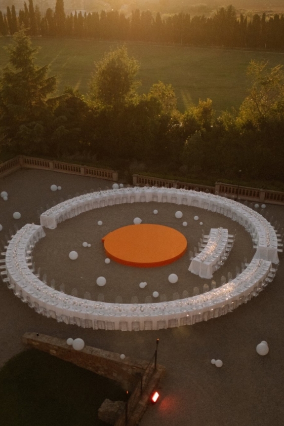 40 Creative Wedding Arch & Backdrop Ideas for an Unforgettable Ceremony