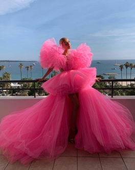 Barbiecore: The Hottest Summer Trend Which Will Help You Nail Your Wedding Outfit