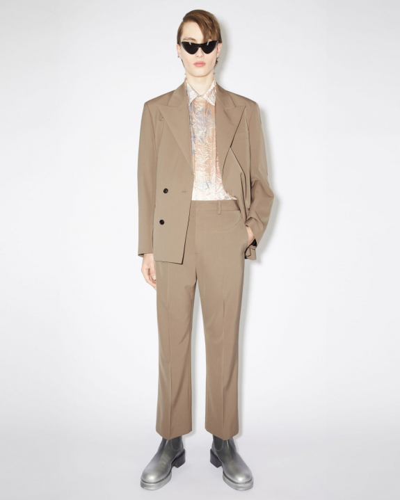 Modern Groomsmen Attire | Best Outfit Ideas for Groom | Modern Suits for Wedding