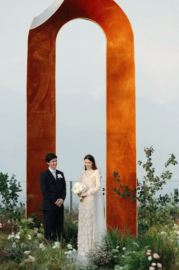 55 Creative Wedding Aisle & Altar Ideas for a Standout Ceremony