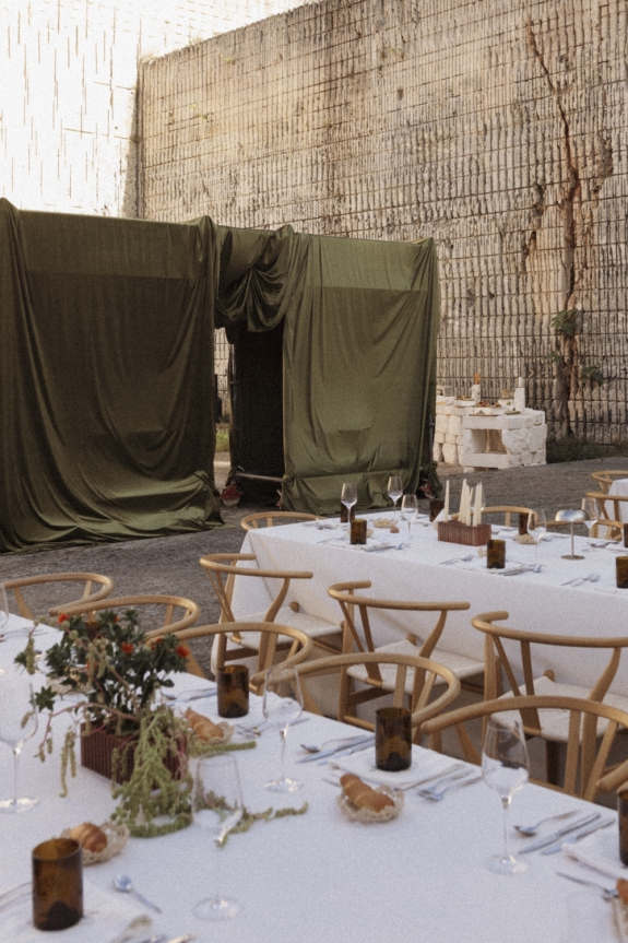 An Artistic Wedding Amongst a Breathtaking Quarry in Mallorca