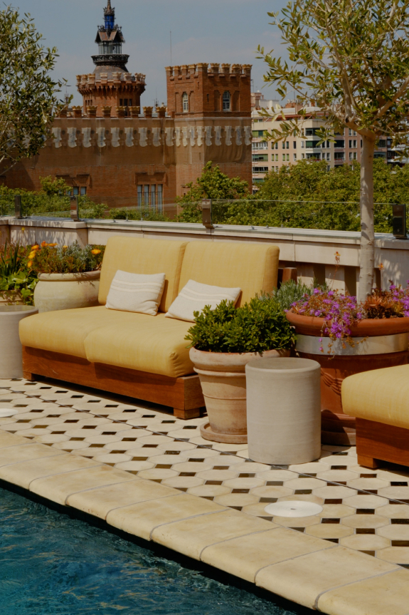 In Conversation: Hotel Borneta