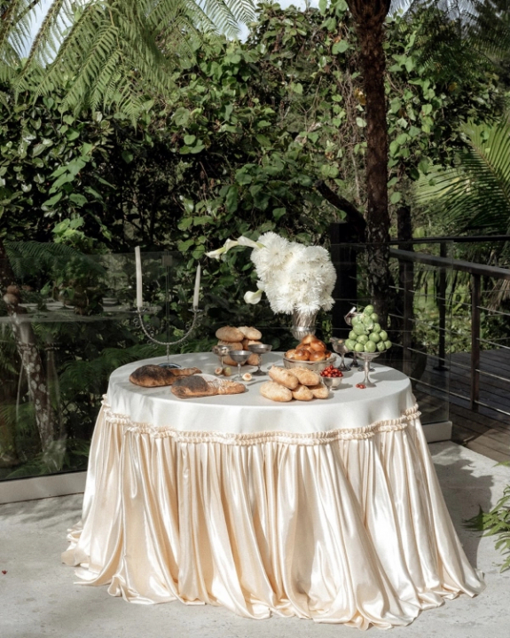 Beautiful Backyard Wedding in Massachusetts | End-of-Summer Wedding Under the Tent