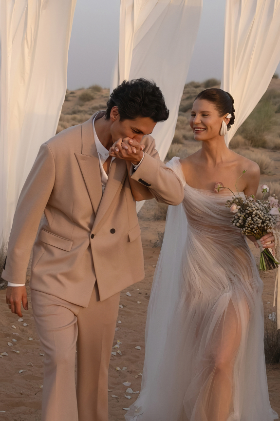 An Ethereal & Otherworldly Wedding in the Arabian Desert