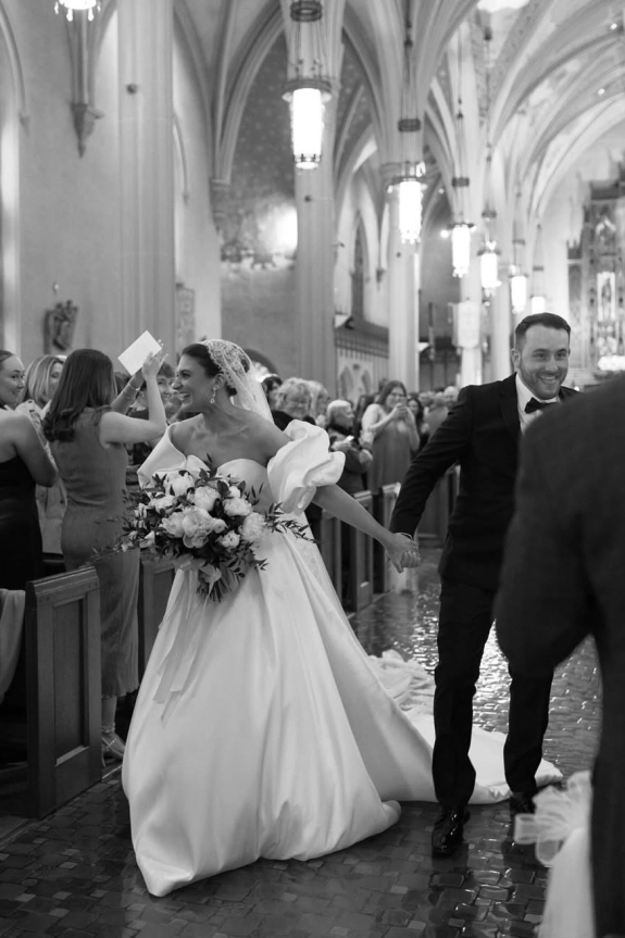 How to Plan the Perfect Wedding Day Timeline for Candid Photography