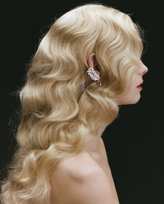 20 Ethereal & Romantic Bridal Hairstyles