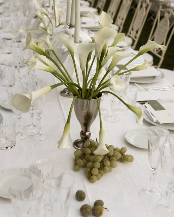 A Timeless & Intimately Elegant Tuscan Villa Wedding