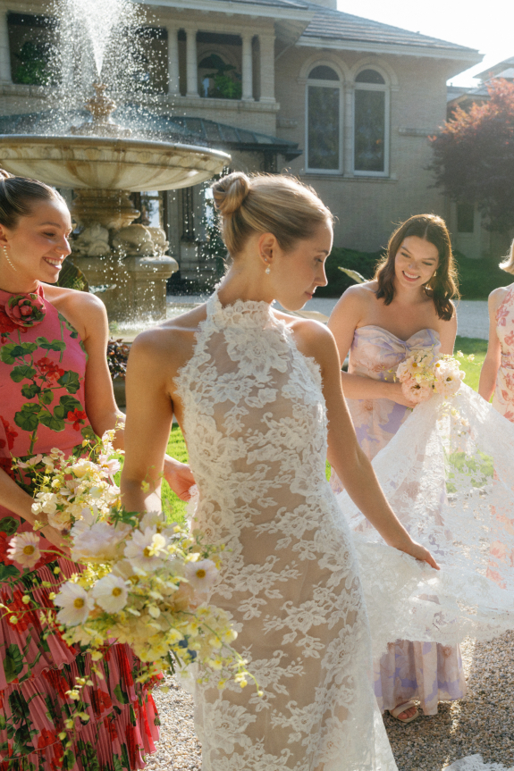 A Colorful & Relaxed Vintage Celebration in The Berkshires