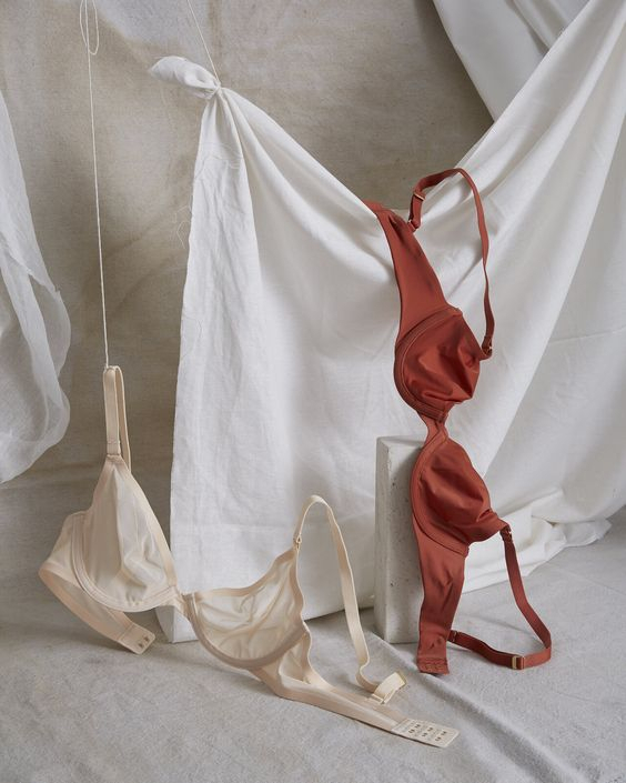 16 Best Bridesmaid Outfit Ideas | Unique, Creative Maid of Honor Dress Ideas