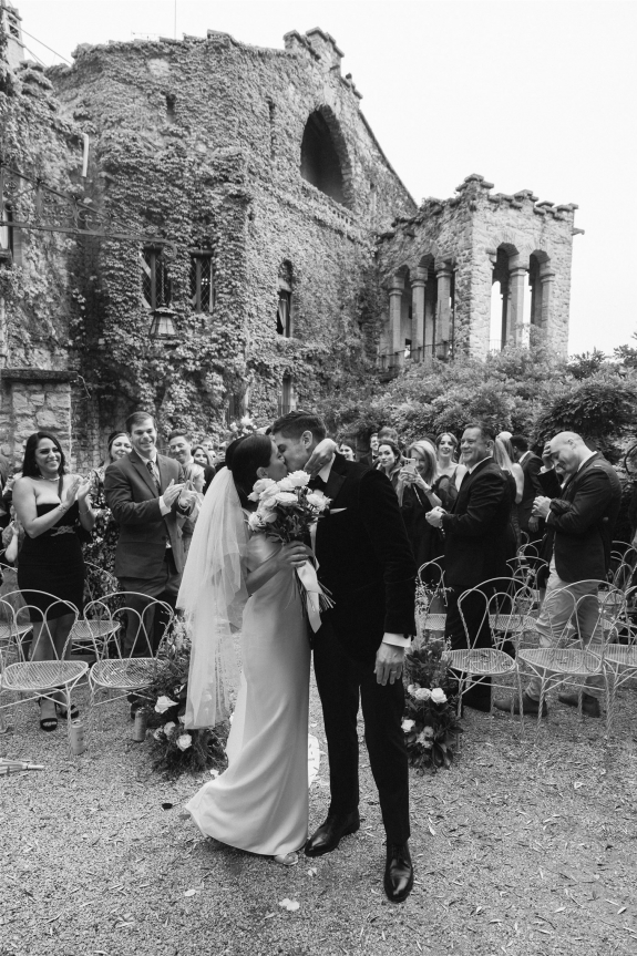 A Minimalistic Fall Wedding at La Baronia