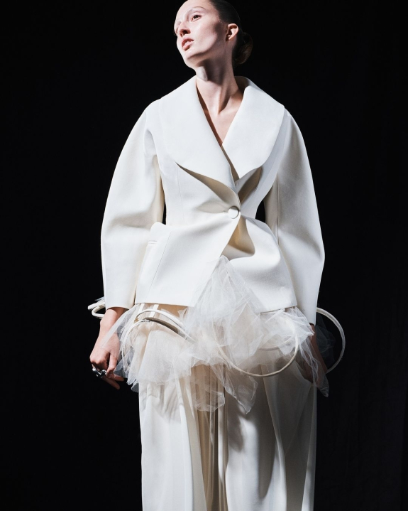 70 Looks from the SS25 RTW Runways for the Fashion Bride