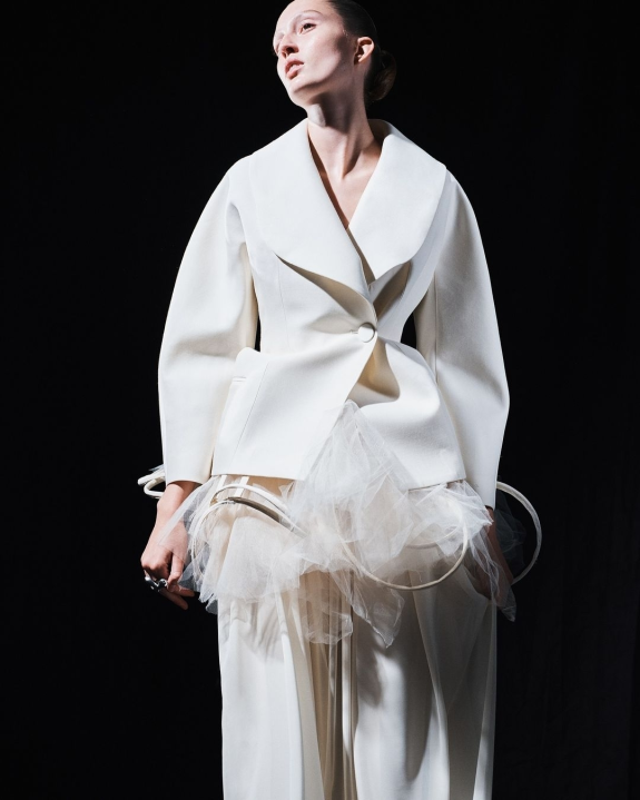 70 Looks from the SS25 RTW Runways for the Fashion Bride
