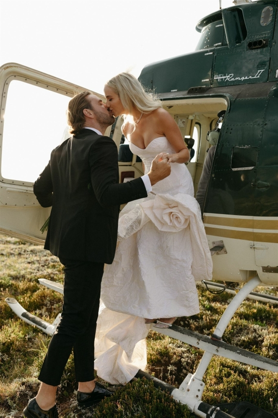 Micro-Wedding in the Middle of Nowhere