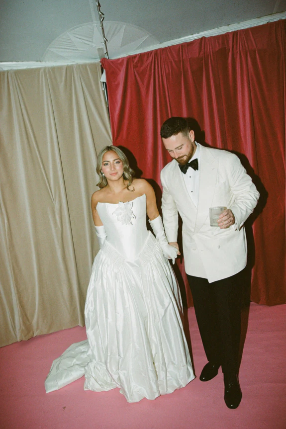 How to Submit Your Wedding & Get Featured on THE WED
