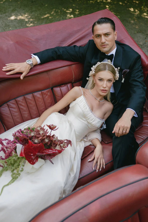 Vintage-Inspired Couture Takes Center Stage at This Chicly Curated Castle Wedding in Rome
