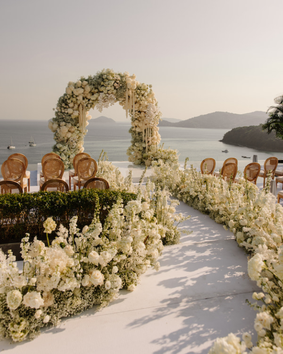 A Dreamy Seaside Wedding in Thailand