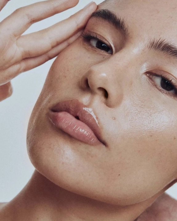 Cold Season: Ultimate Skincare Tips