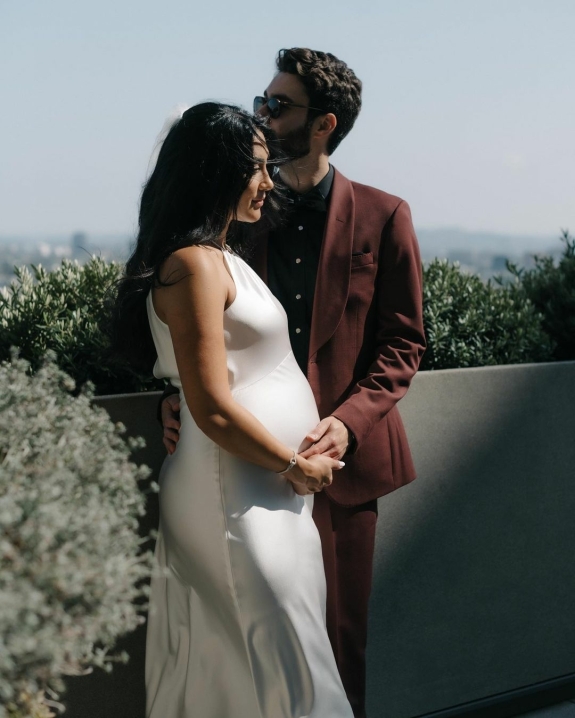 21 Maternity Dresses for Brides
