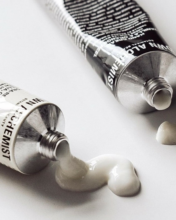 Our Favorite Face Moisturizers with SPF for an Outdoor Wedding