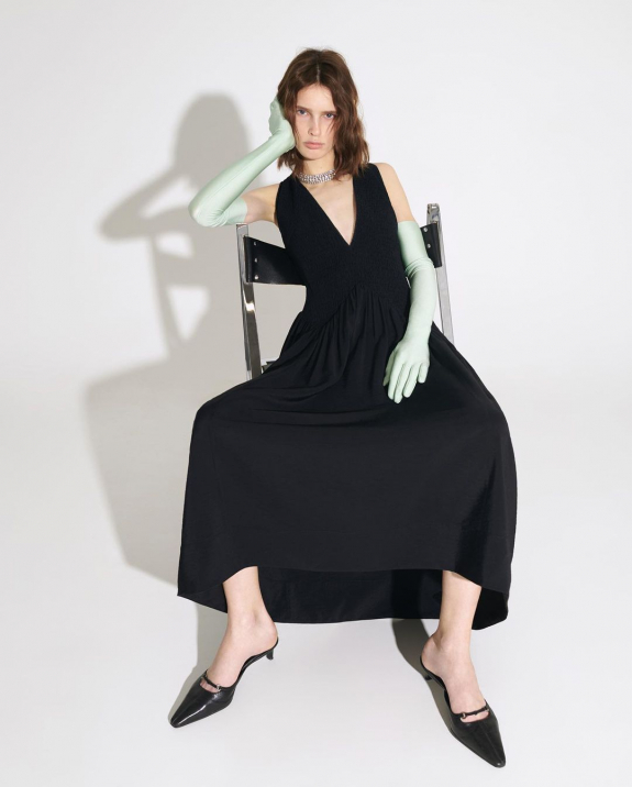 Bridesmaid Dresses in Black: 12 Stunning Options