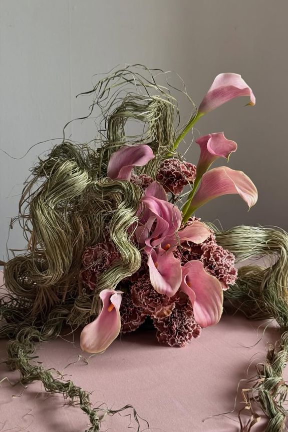 A Guide to the Best Wedding Flower Varieties for Every Season
