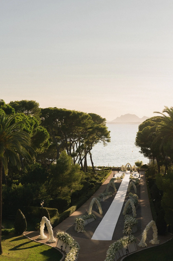 21 Best Wedding Venues in France