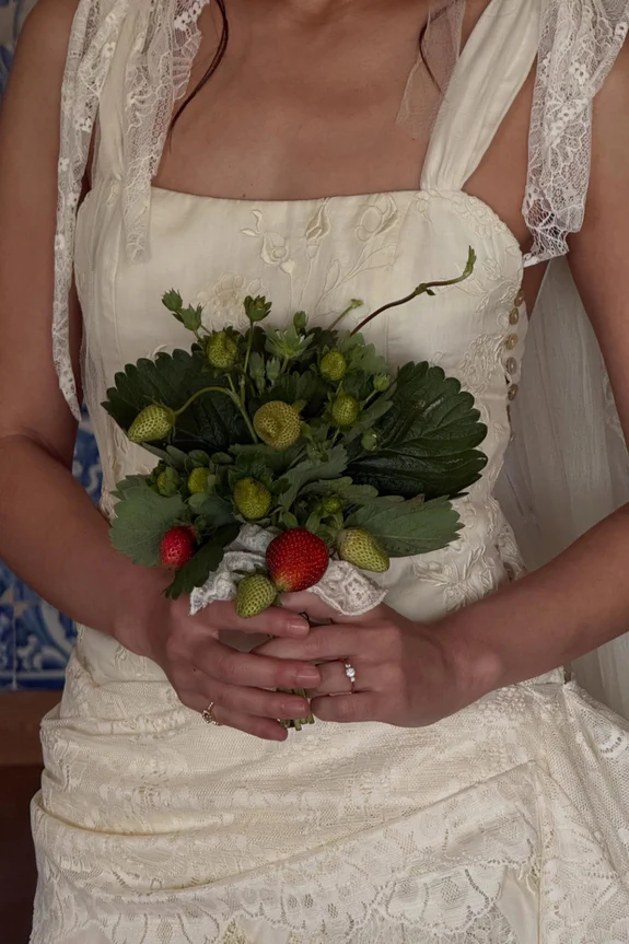 Trend: Berry Bouquets