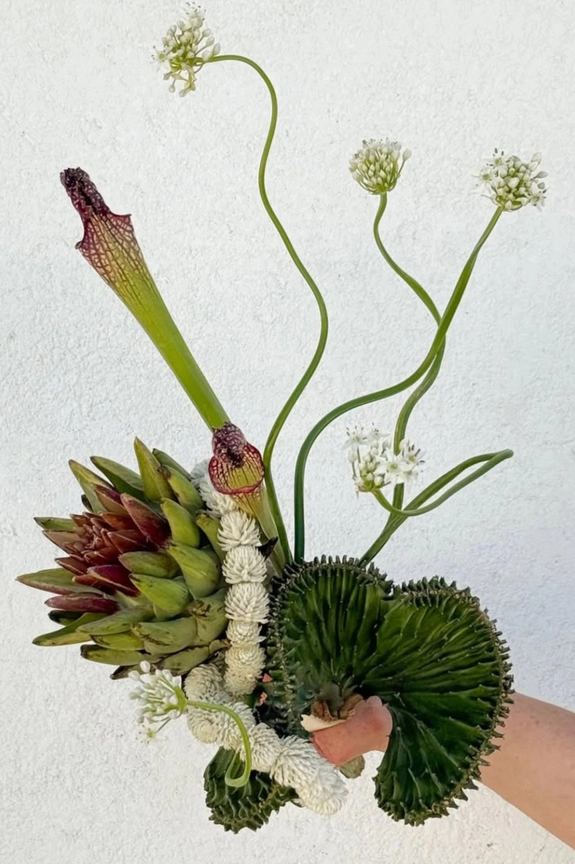 40 Unique Spring Wedding Bouquet Ideas We’re Obsessed With Right Now