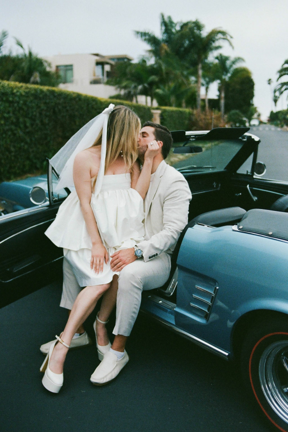 Chic pre-wedding shoot in Santa-Barbara