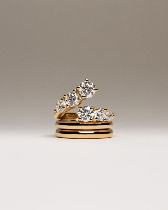 30 Expert Tips for Diamond Engagement & Wedding Ring Shopping