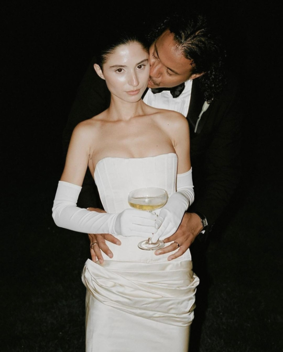 18 Expert Wedding Tips Every Bride Must Know